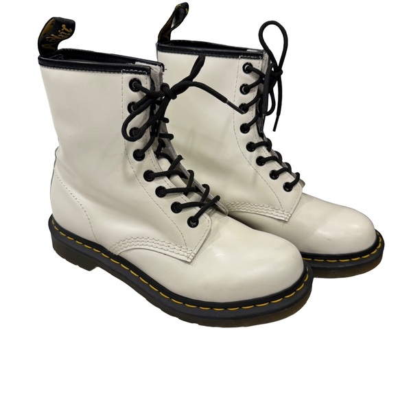 Dr. Martens Women’s 1460 Smooth White Leather Combat Boots Sz US 8 EU 39 NEW! - Picture 2 of 12